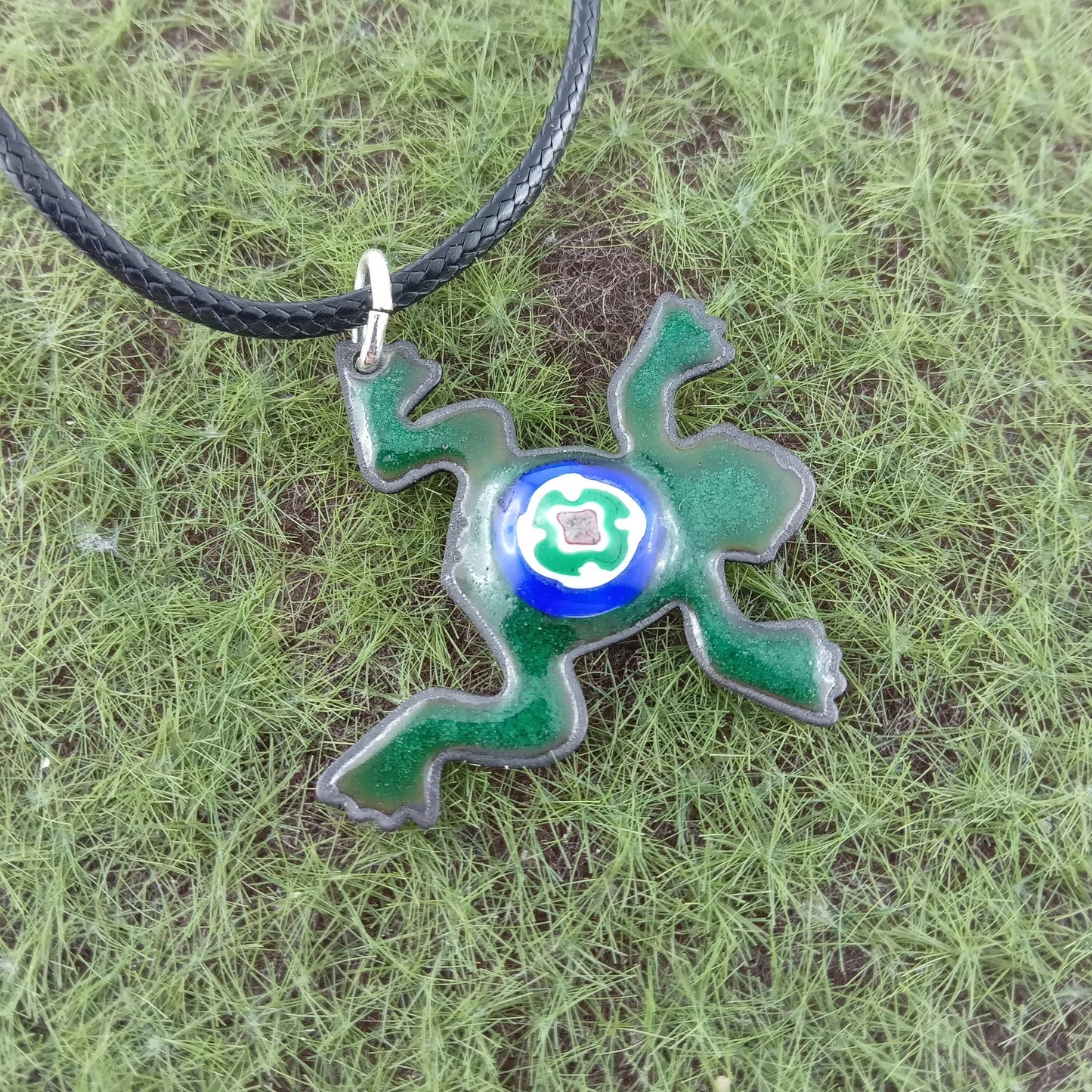 Pendant with enamel, frog pendant with chain