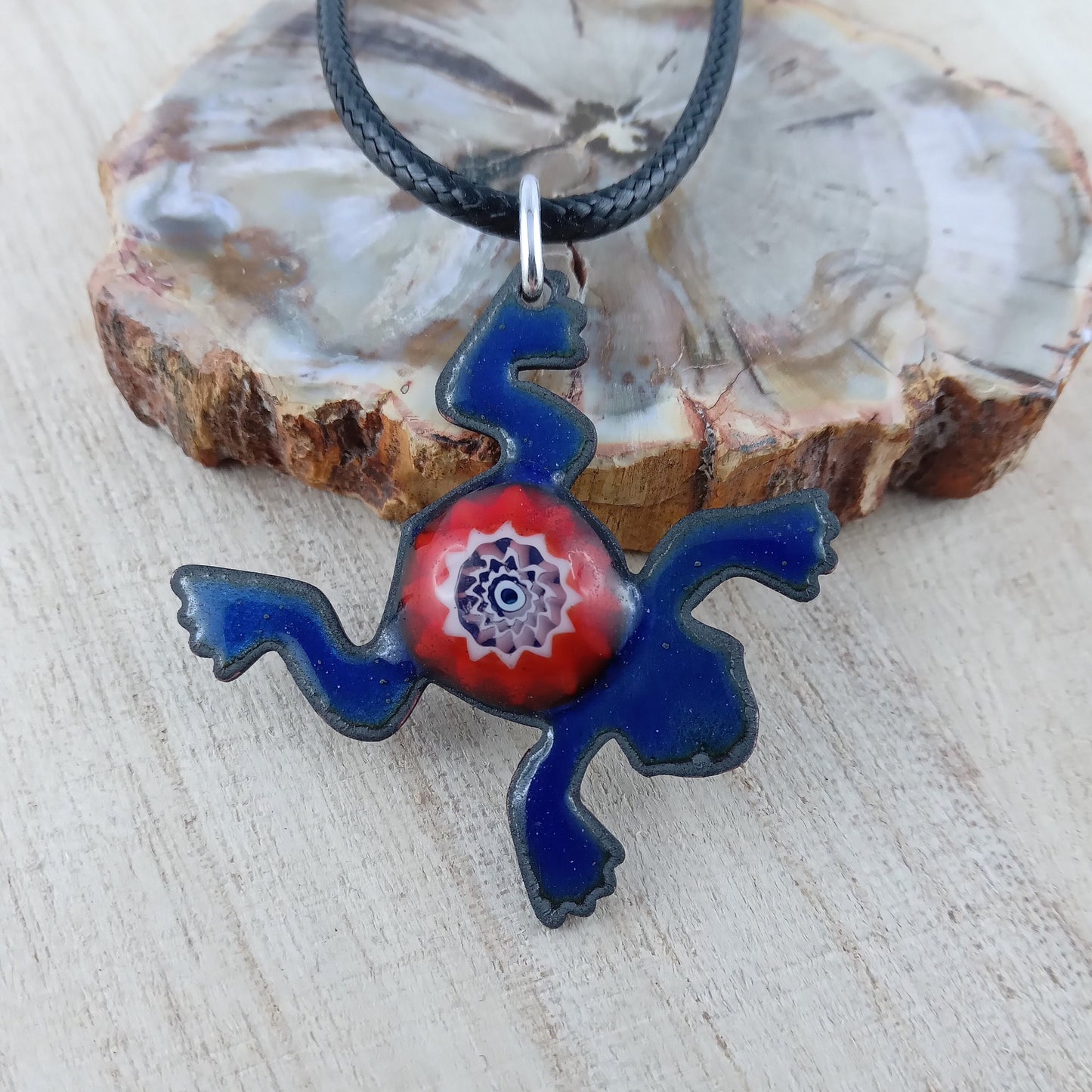 Pendant with enamel, frog pendant with chain