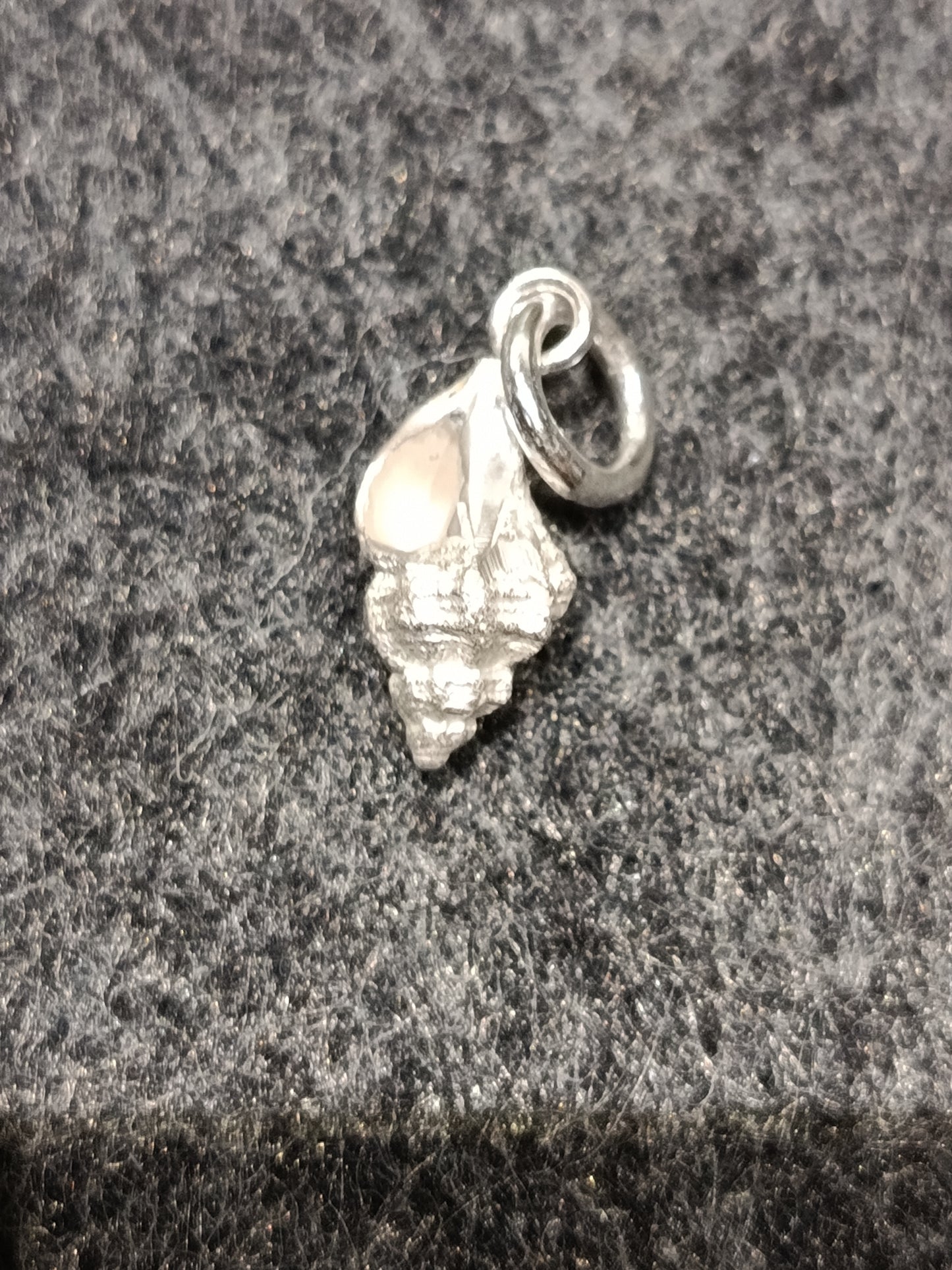 RESERVIERT Anhänger "Schnecke"